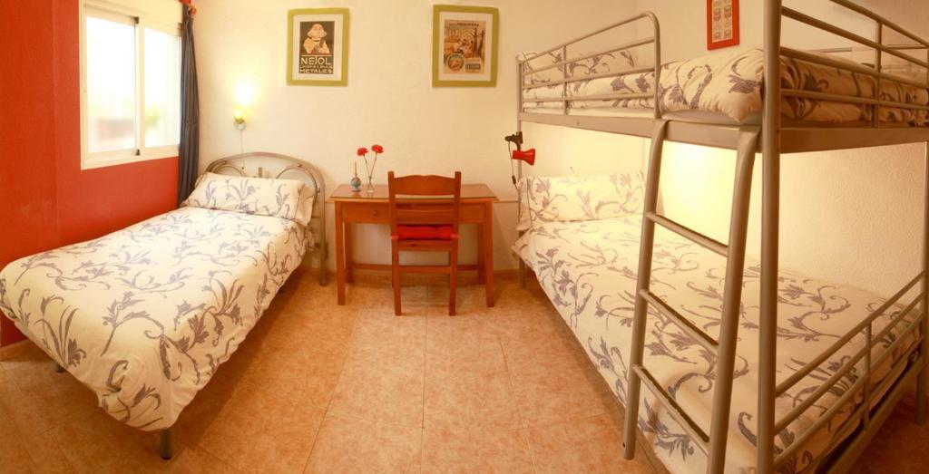 Hostal Nuevas Nacionesグラナダ 部屋 写真
